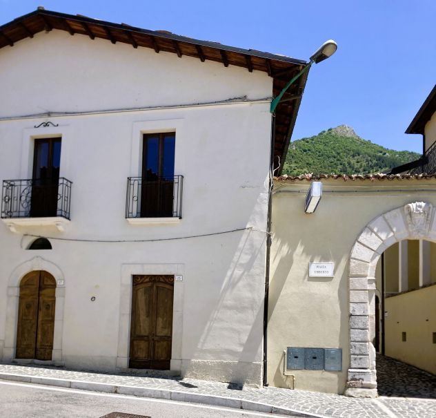 casa indipendente in vendita a Barete