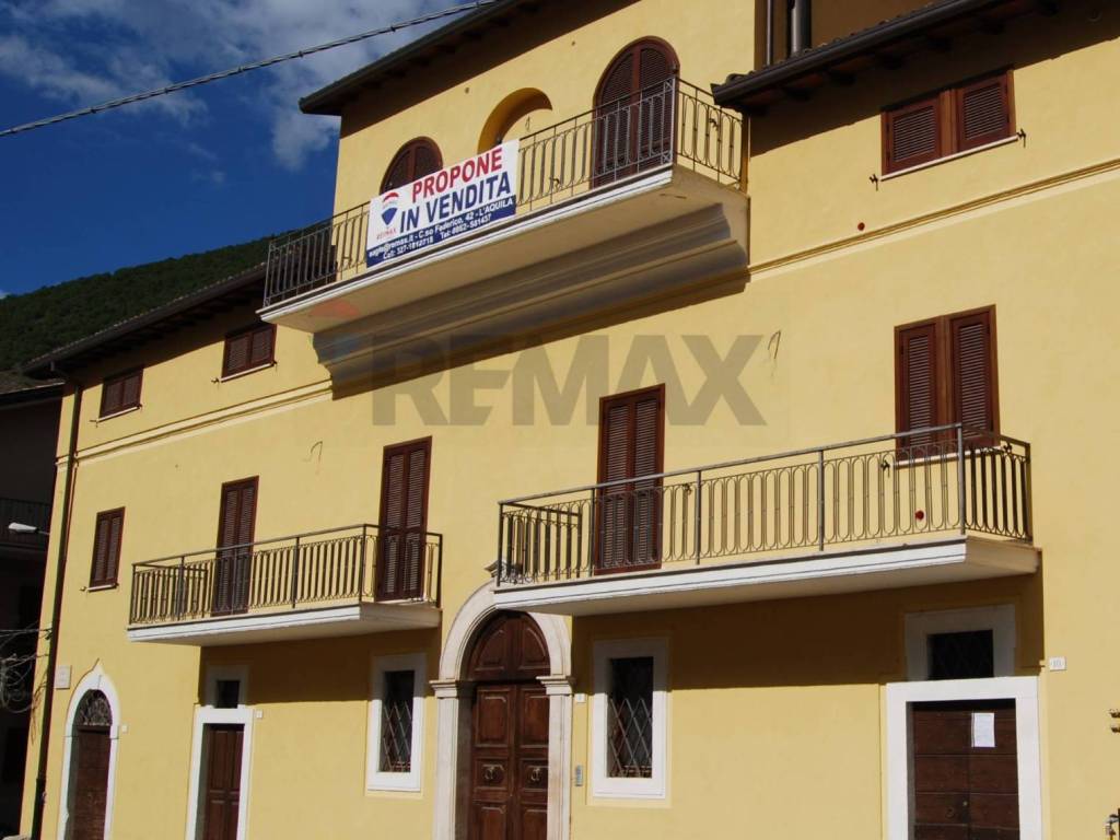 casa indipendente in vendita a Barete