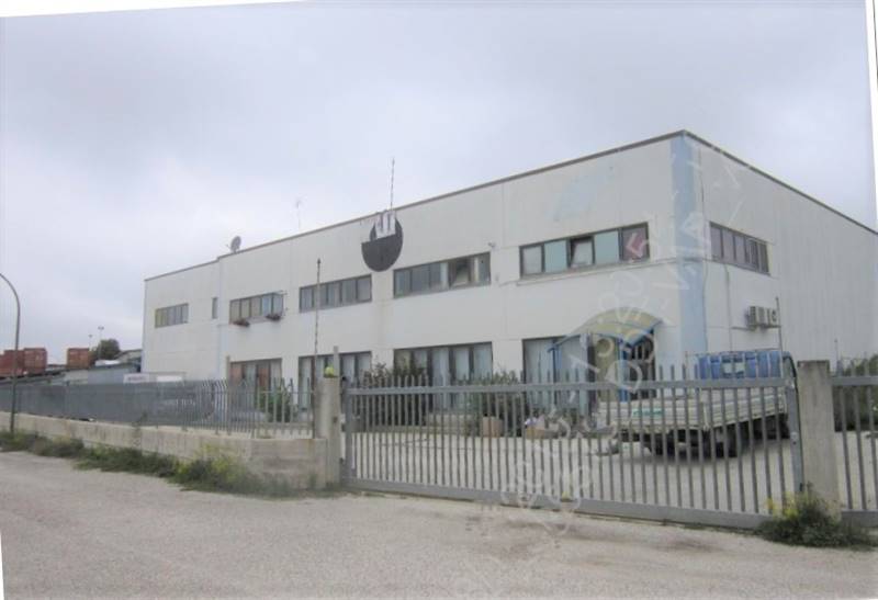 ufficio in vendita a Barisciano