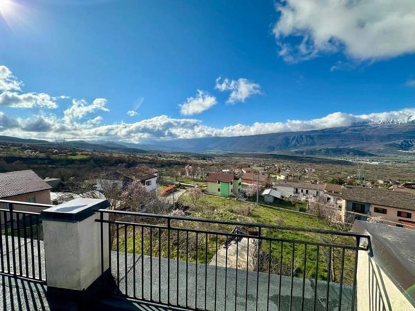 casa indipendente in vendita a Barisciano in zona San Martino