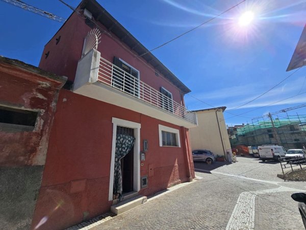 casa indipendente in vendita a Barisciano in zona Picenze