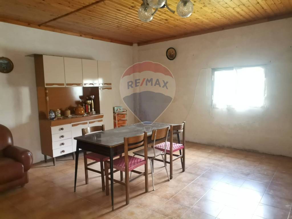 casale in vendita a Barrea