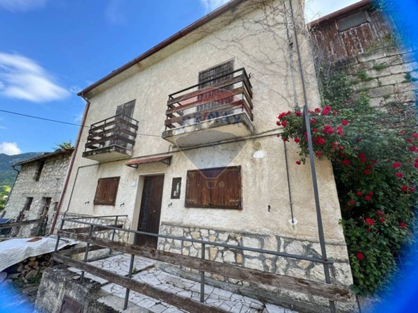 appartamento in vendita a Barrea