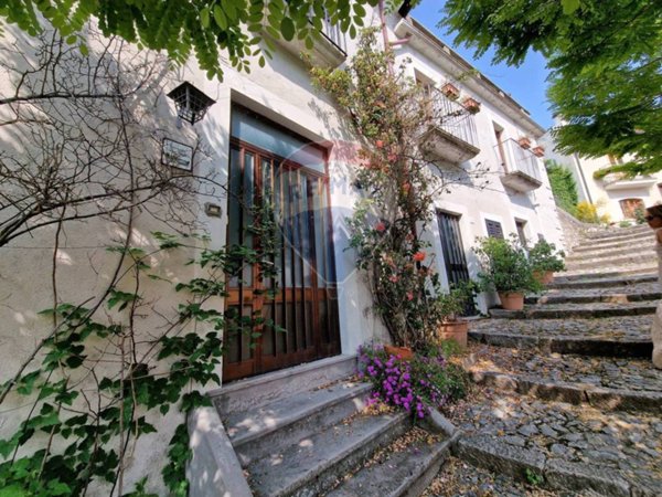 appartamento in vendita a Barrea
