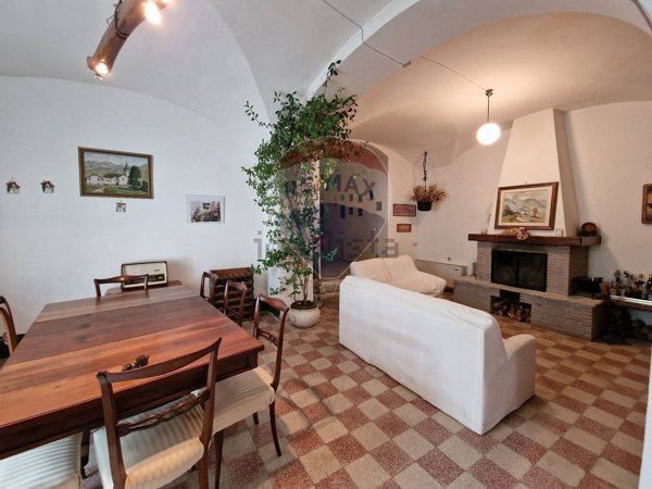 appartamento in vendita a Barrea