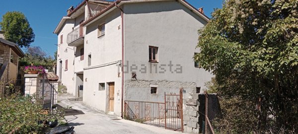 appartamento in vendita a Barrea