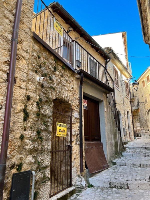 appartamento in vendita a Barrea