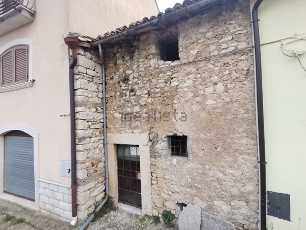 appartamento in vendita a Barrea