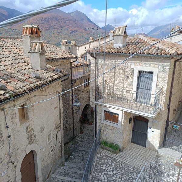 appartamento in vendita a Barrea