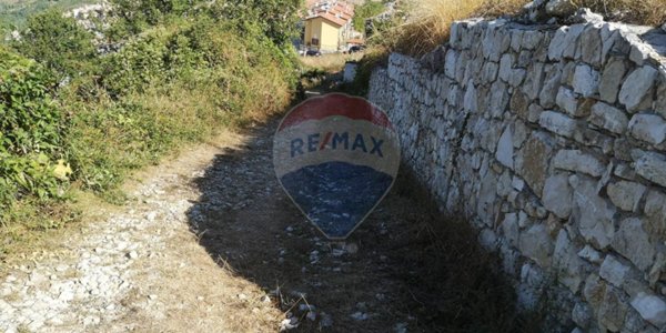terreno agricolo in vendita a Barrea
