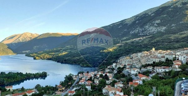 terreno edificabile in vendita a Barrea
