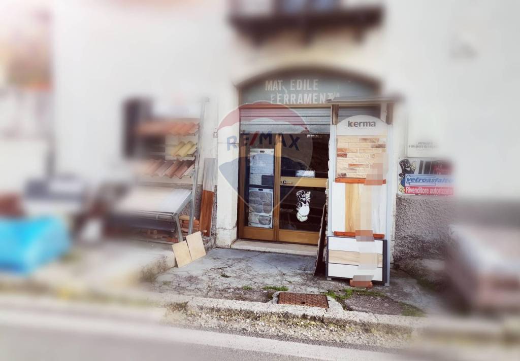 negozio in vendita a Barrea