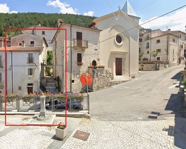 casa indipendente in vendita a Bisegna in zona San Sebastiano dei Marsi