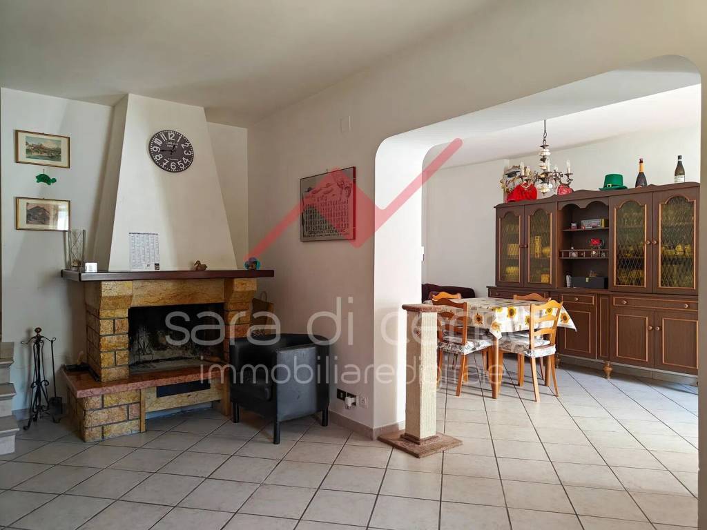 casa indipendente in vendita a Bugnara