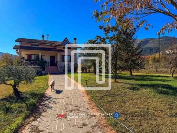 casa indipendente in vendita a Bugnara in zona Faiella