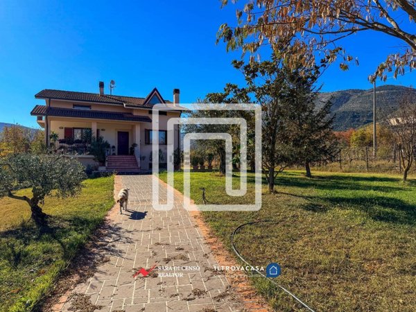 casa indipendente in vendita a Bugnara in zona Faiella