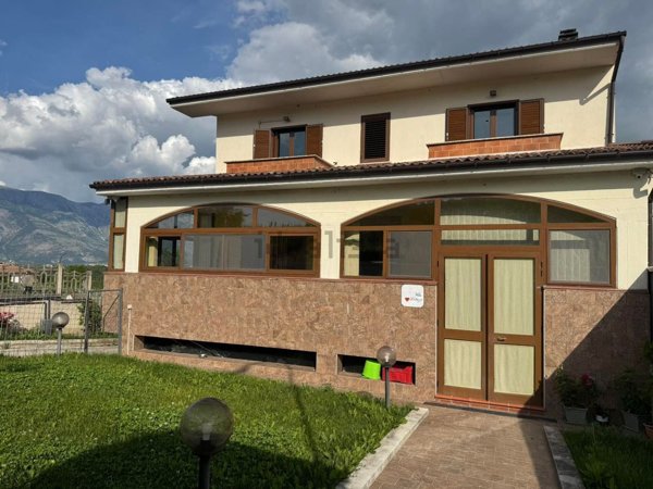 casa indipendente in vendita a Bugnara in zona Torre dei Nolfi