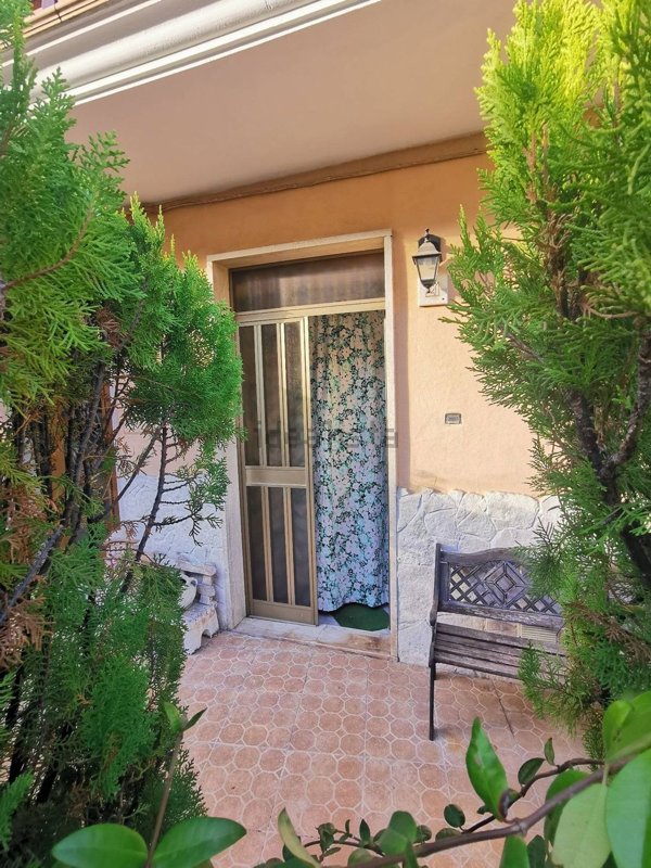 appartamento in vendita a Bugnara in zona Faiella