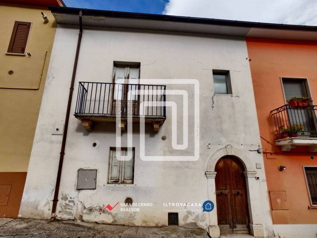 casa indipendente in vendita a Bugnara in zona Faiella