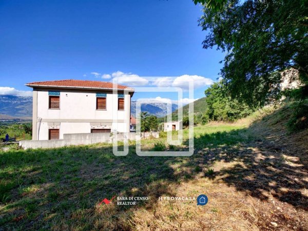 casa indipendente in vendita a Bugnara in zona Faiella