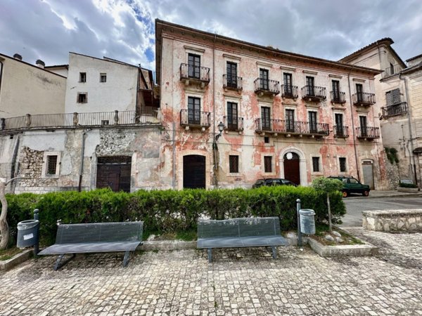 casa indipendente in vendita a Bugnara in zona Faiella