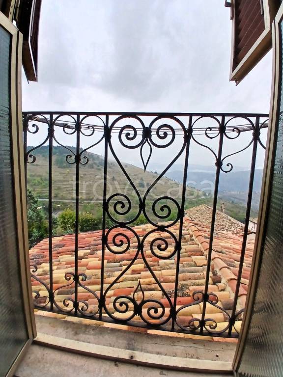 appartamento in vendita a Calascio