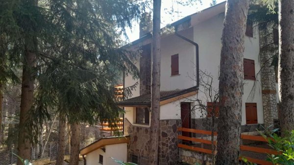 casa indipendente in vendita a Campo di Giove