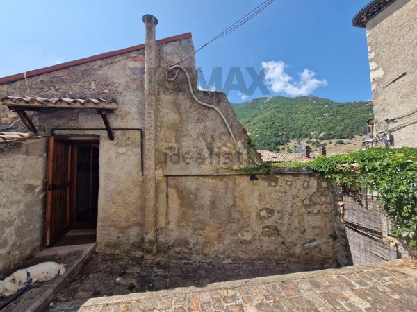 casa indipendente in vendita a Campo di Giove