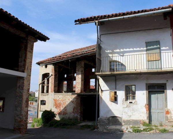 casa indipendente in vendita a Monastero di Vasco in zona Vasco
