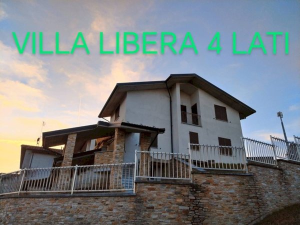 casa indipendente in vendita a Monastero di Vasco