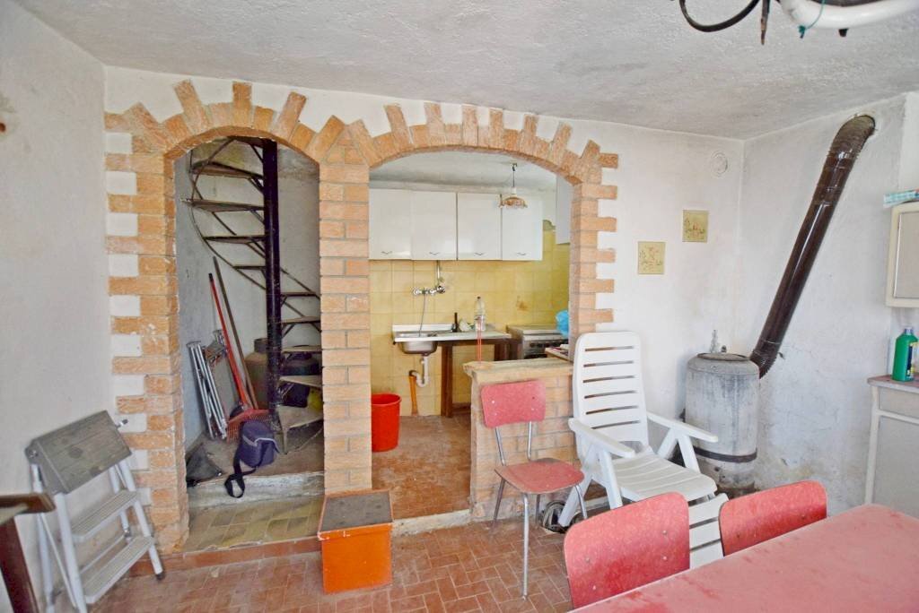 casa indipendente in vendita a Monastero di Vasco in zona Bertolini Soprani