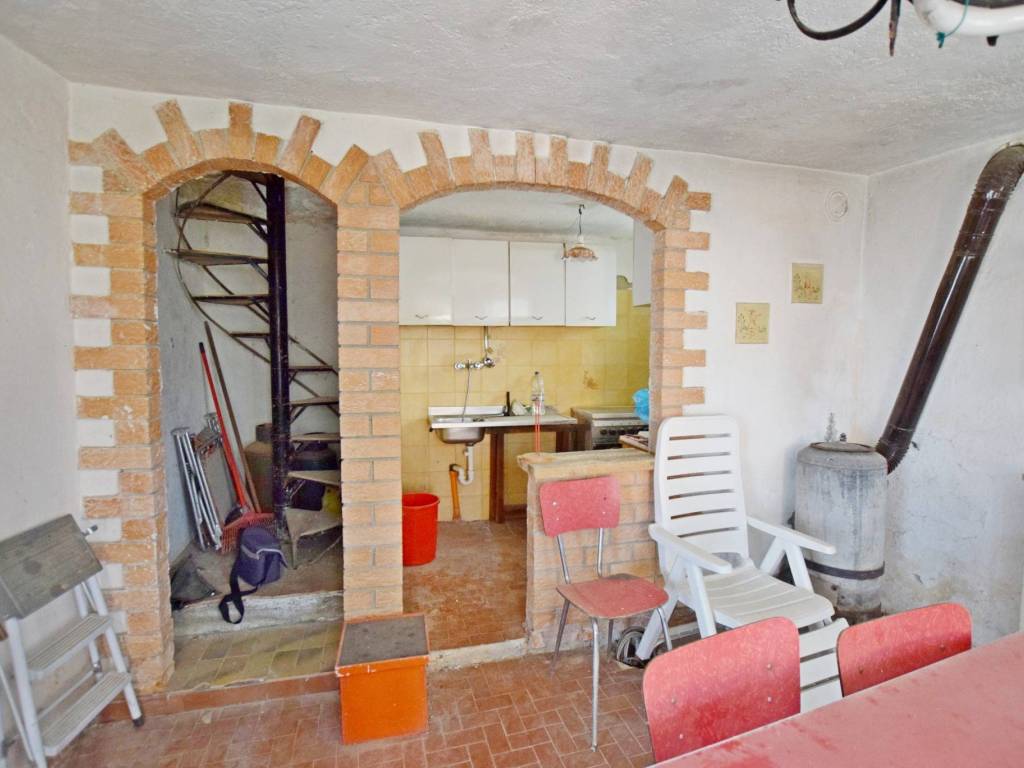 casa indipendente in vendita a Monastero di Vasco in zona Bertolini Soprani