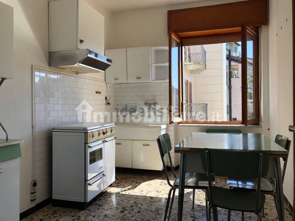appartamento in vendita a Monastero di Vasco in zona Roapiana