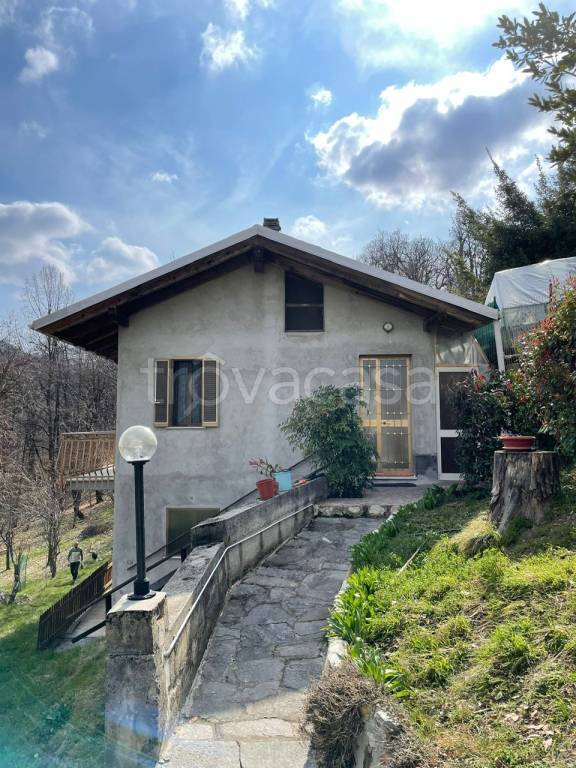 casa indipendente in vendita a Monastero di Vasco in zona Vasco