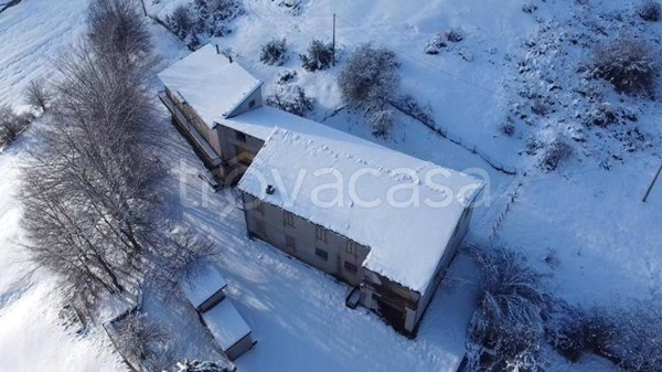 casale in vendita a Campotosto