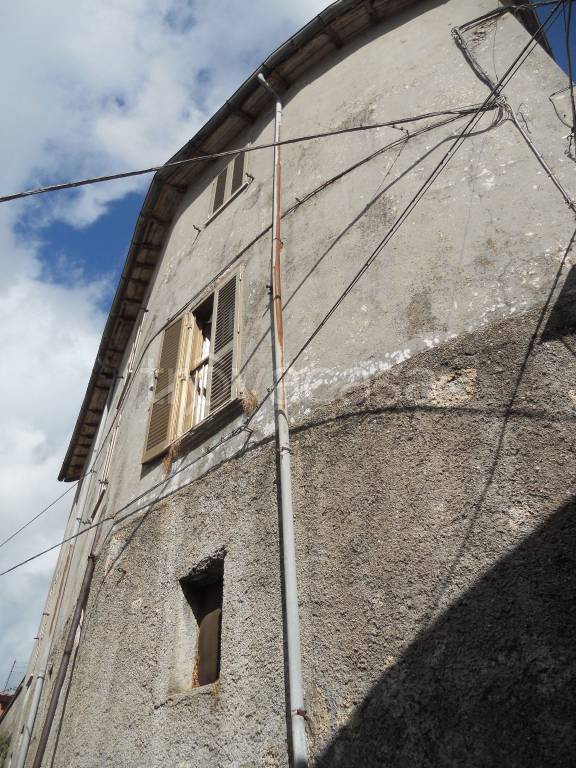 casa indipendente in vendita a Canistro