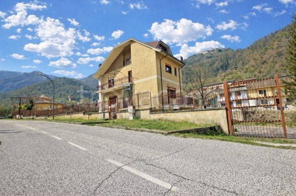 casa indipendente in vendita a Canistro