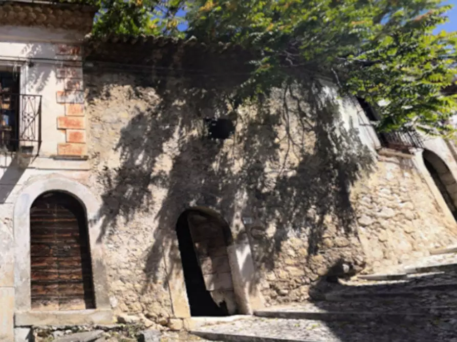 casa semindipendente in vendita a Cansano