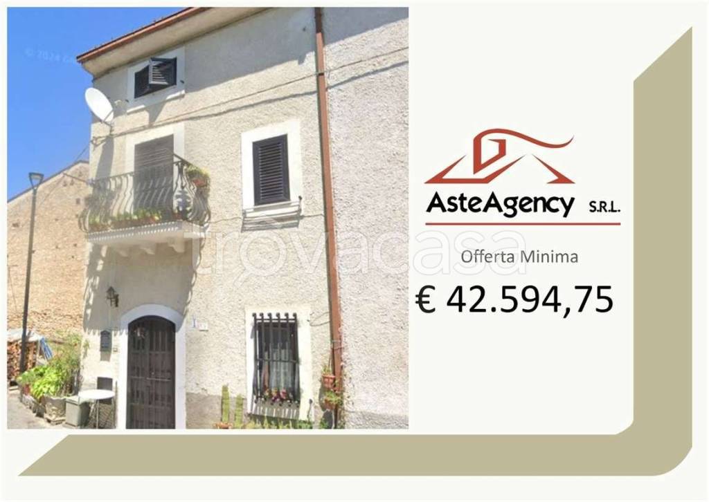 casa indipendente in vendita a Cansano