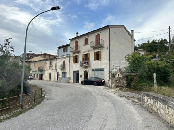 appartamento in vendita a Capestrano