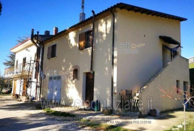 terreno edificabile in vendita a Capestrano