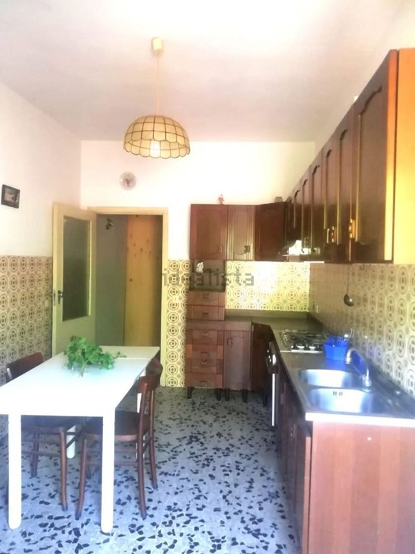 appartamento in vendita a Capistrello in zona Corcumello