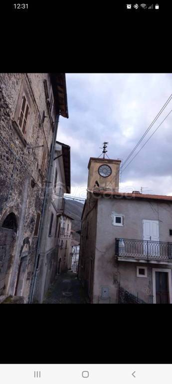 casa indipendente in vendita a Capistrello
