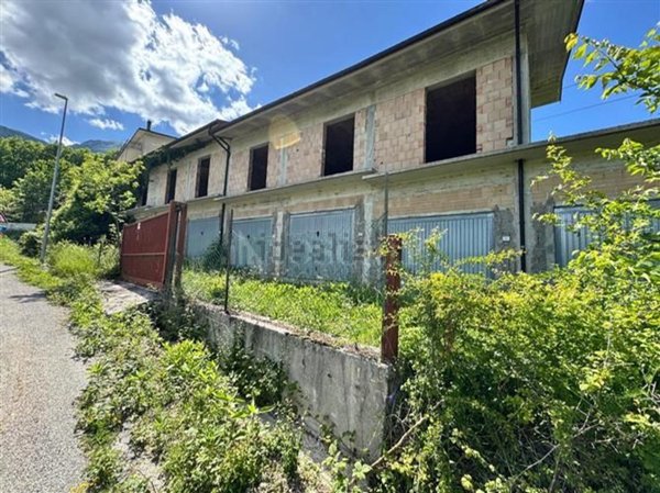 appartamento in vendita a Capistrello