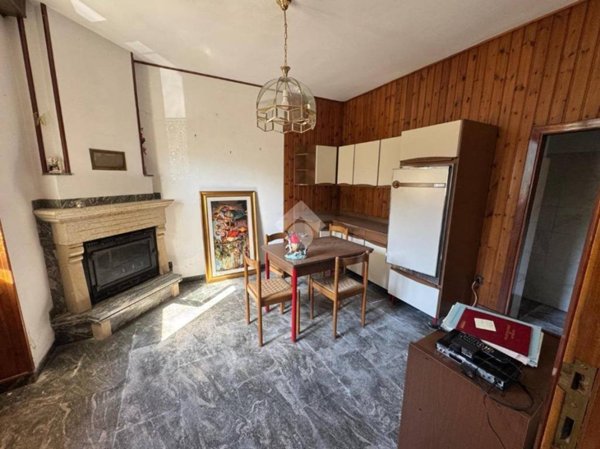 casa indipendente in vendita a Capistrello