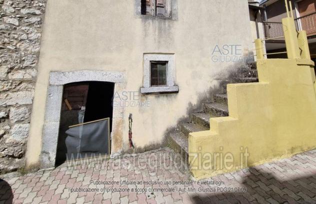 terreno edificabile in vendita a Capistrello