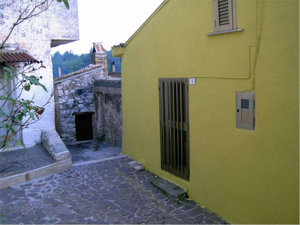 appartamento in vendita a Capistrello