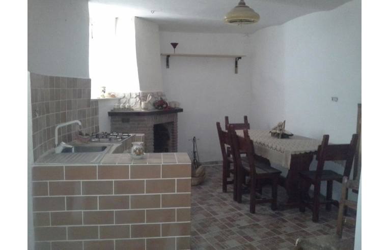 casa indipendente in vendita a Caporciano