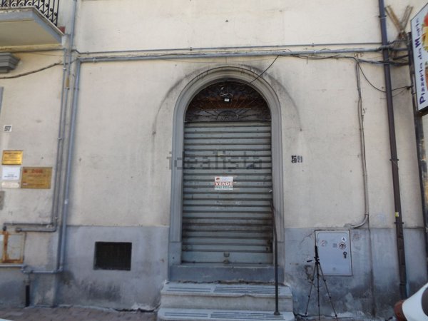 locale commerciale in vendita a Carsoli