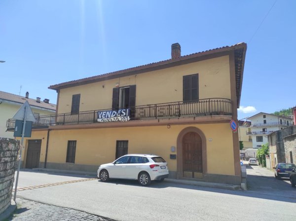 appartamento in vendita a Carsoli